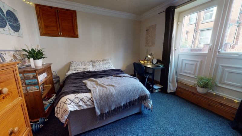 Manor Drive, Hyde Park, Leeds