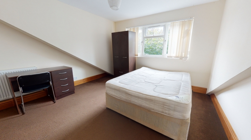 Chiswick Terrace, Hyde Park, Leeds